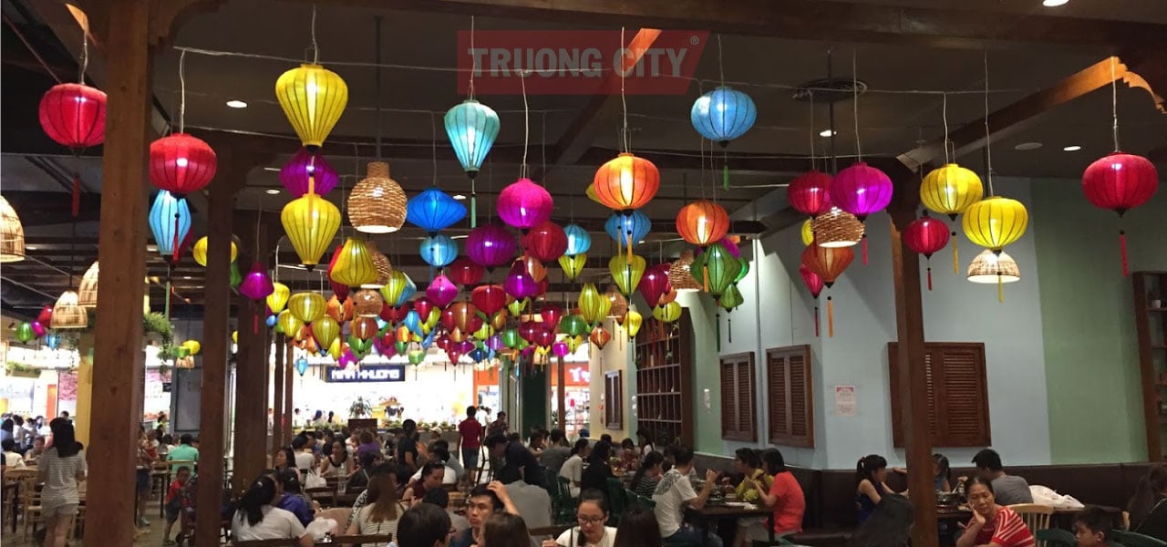 đèn nơm tre trang trí quán cafe nhà hàng